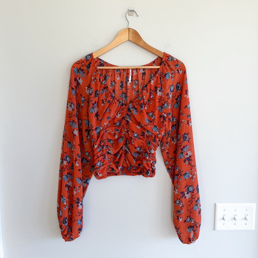 Free People Final Rose Print V-Neck Ruched Smocked Cropped Blouse Orange XS